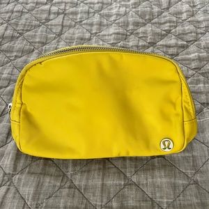 *Rare* Soleil Lululemon Everywhere Belt Bag, Excellent Condition :)